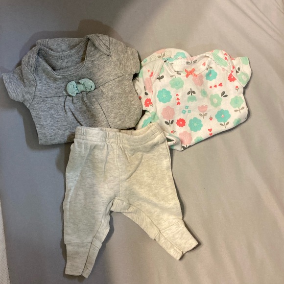 Baby clothes - Picture 3 of 7